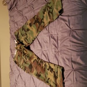 Ralph Lauren Adjustable waist Camouflage Cargo Pants. Like new.